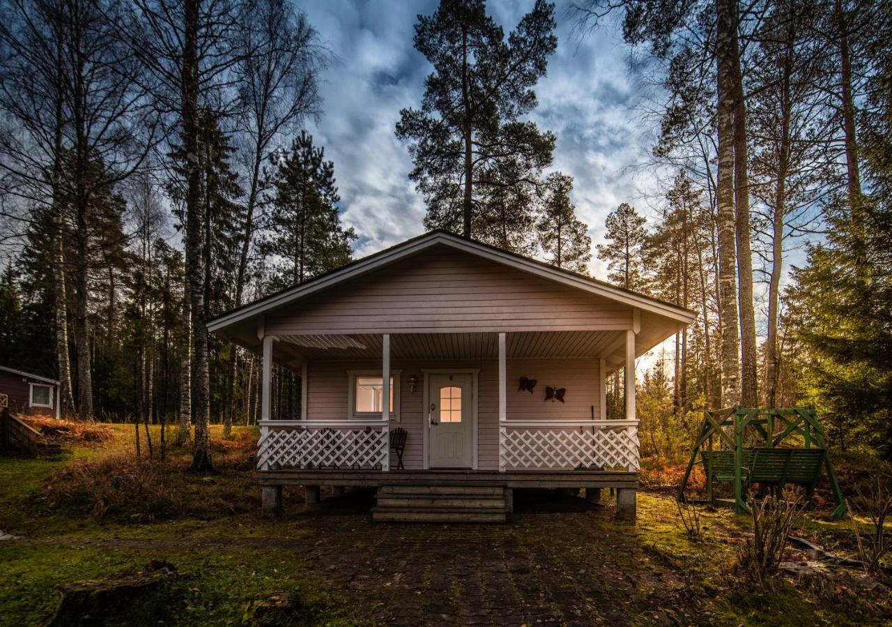 Villa Juhlamenot Oy Soderkulla  Exterior foto