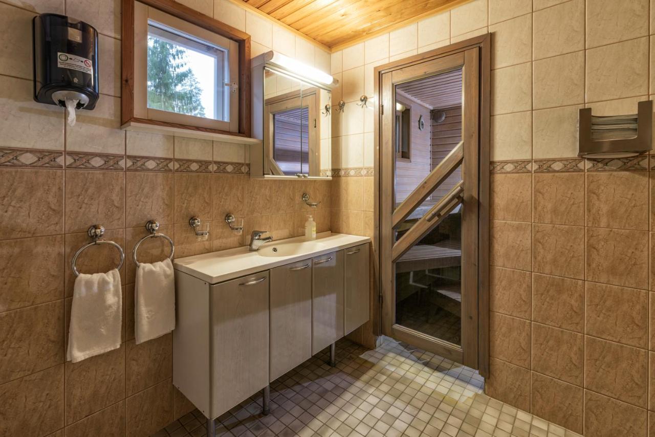 Villa Juhlamenot Oy Soderkulla  Exterior foto